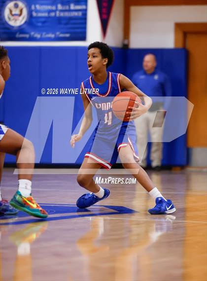 Thumbnail 3 in FR: Conner vs Covington Catholic photogallery.