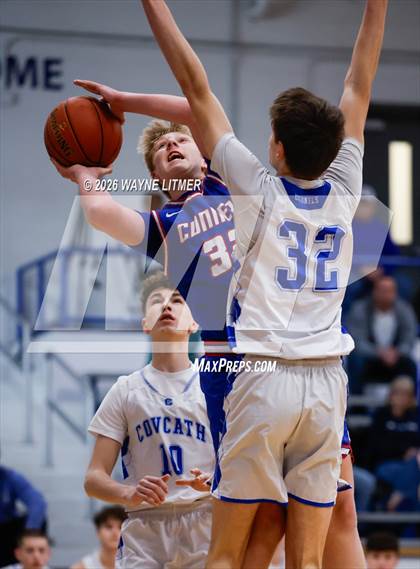 Thumbnail 2 in FR: Conner vs Covington Catholic photogallery.