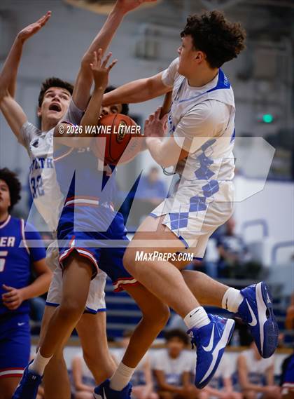 Thumbnail 2 in FR: Conner vs Covington Catholic photogallery.