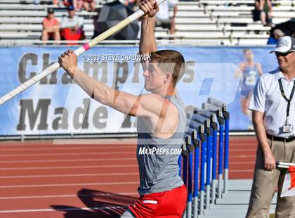 Thumbnail 3 in 5th Annual Small School Invitational (Pole Vault) photogallery.