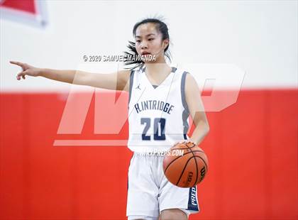 Thumbnail 1 in Saugus vs. Flintridge Prep (West Coast Holiday Festival) photogallery.