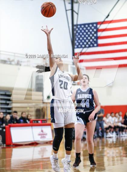 Thumbnail 1 in Saugus vs. Flintridge Prep (West Coast Holiday Festival) photogallery.