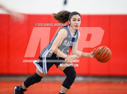 Thumbnail 2 in Saugus vs. Flintridge Prep (West Coast Holiday Festival) photogallery.