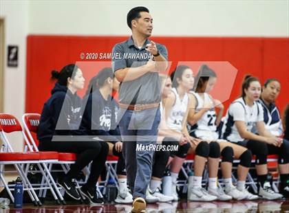 Thumbnail 1 in Saugus vs. Flintridge Prep (West Coast Holiday Festival) photogallery.