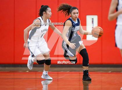 Thumbnail 3 in Saugus vs. Flintridge Prep (West Coast Holiday Festival) photogallery.