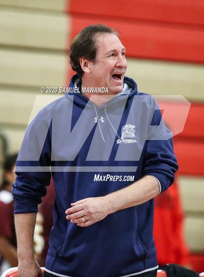 Thumbnail 2 in Saugus vs. Flintridge Prep (West Coast Holiday Festival) photogallery.