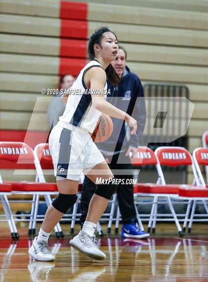 Thumbnail 3 in Saugus vs. Flintridge Prep (West Coast Holiday Festival) photogallery.