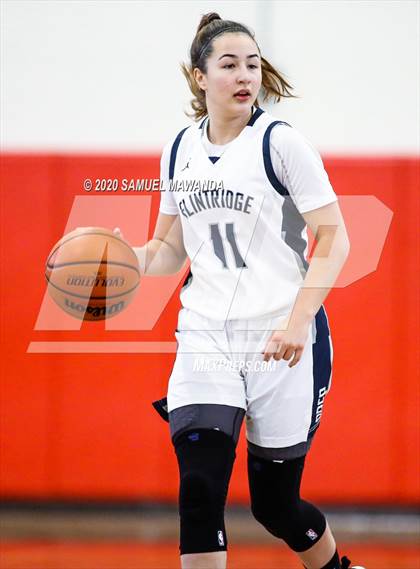 Thumbnail 1 in Saugus vs. Flintridge Prep (West Coast Holiday Festival) photogallery.