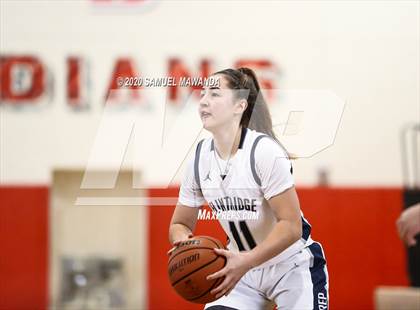 Thumbnail 1 in Saugus vs. Flintridge Prep (West Coast Holiday Festival) photogallery.