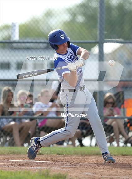 Thumbnail 3 in Bishop Ready vs Amanda-Clearcreek (OHSAA D3 Sectional Playoff) photogallery.