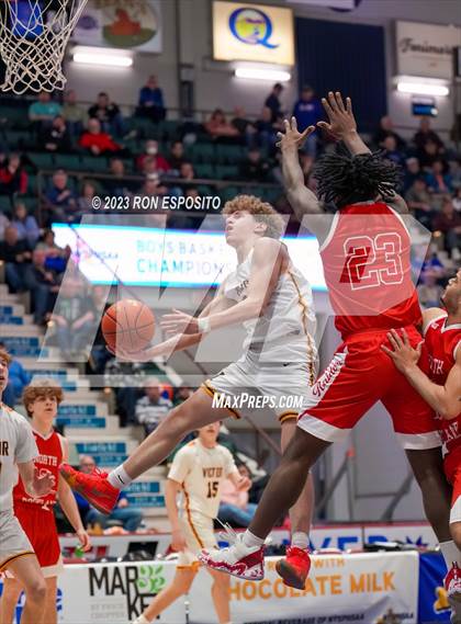 Thumbnail 2 in Victor vs North Rockland (NYSPHSAA Class A Finals) photogallery.