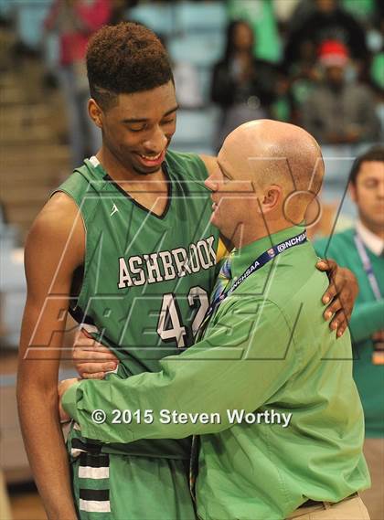 Thumbnail 2 in Terry Sanford vs. Ashbrook (NCHSAA 3A Final) photogallery.