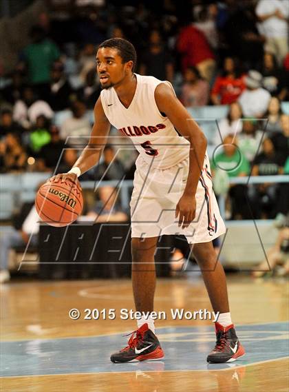 Thumbnail 2 in Terry Sanford vs. Ashbrook (NCHSAA 3A Final) photogallery.
