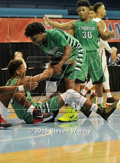 Thumbnail 2 in Terry Sanford vs. Ashbrook (NCHSAA 3A Final) photogallery.