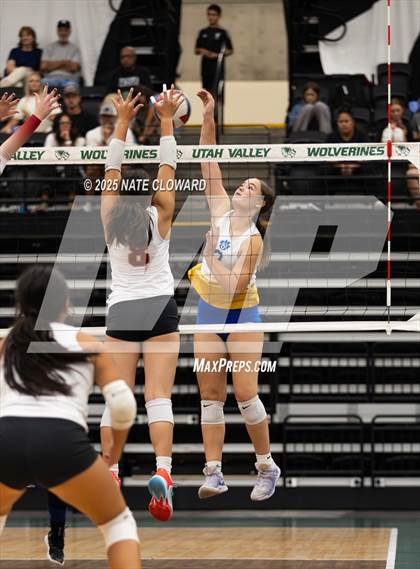Thumbnail 1 in Orem vs. Lone Peak photogallery.