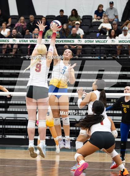 Thumbnail 3 in Orem vs. Lone Peak photogallery.