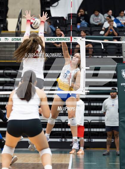 Thumbnail 2 in Orem vs. Lone Peak photogallery.