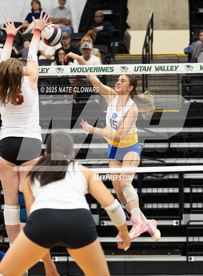 Thumbnail 3 in Orem vs. Lone Peak photogallery.