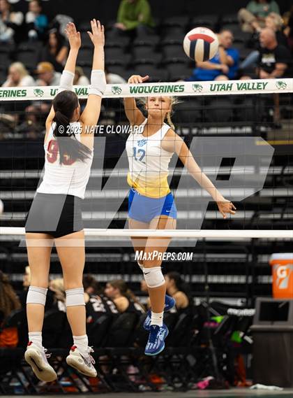 Thumbnail 1 in Orem vs. Lone Peak photogallery.