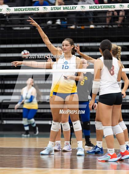 Thumbnail 2 in Orem vs. Lone Peak photogallery.