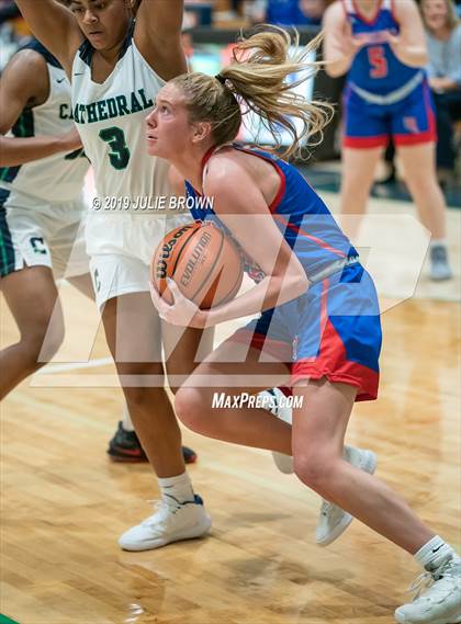 Thumbnail 1 in Roncalli @ Cathedral photogallery.