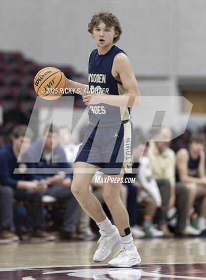 Thumbnail 1 in Althoff Catholic vs. Teutopolis (IHSA Class 2A Super-Sectionals) photogallery.