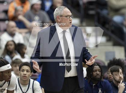 Thumbnail 3 in Althoff Catholic vs. Teutopolis (IHSA Class 2A Super-Sectionals) photogallery.