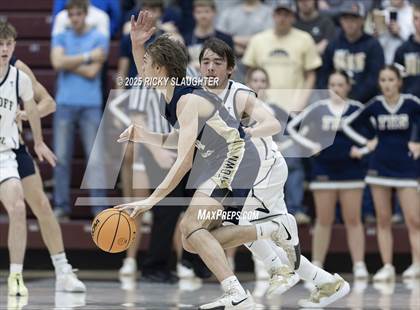 Thumbnail 3 in Althoff Catholic vs. Teutopolis (IHSA Class 2A Super-Sectionals) photogallery.