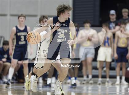 Thumbnail 2 in Althoff Catholic vs. Teutopolis (IHSA Class 2A Super-Sectionals) photogallery.