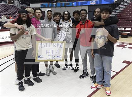 Thumbnail 3 in Althoff Catholic vs. Teutopolis (IHSA Class 2A Super-Sectionals) photogallery.
