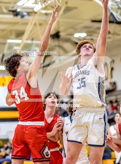 Thumbnail 2 in Ozark vs Blue Valley North (West Boy's Varsity Tournament) photogallery.