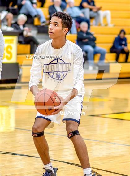 Thumbnail 3 in Ozark vs Blue Valley North (West Boy's Varsity Tournament) photogallery.
