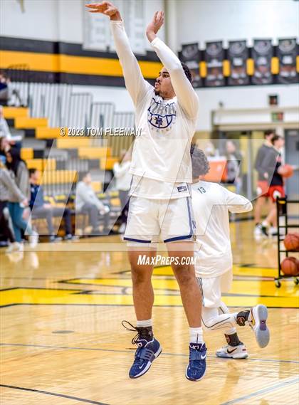 Thumbnail 3 in Ozark vs Blue Valley North (West Boy's Varsity Tournament) photogallery.