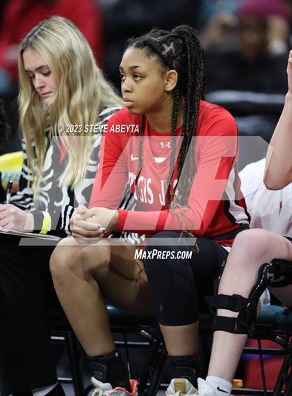 Thumbnail 3 in Regis Jesuit vs. Monarch (CHSAA 6A Great 8) photogallery.