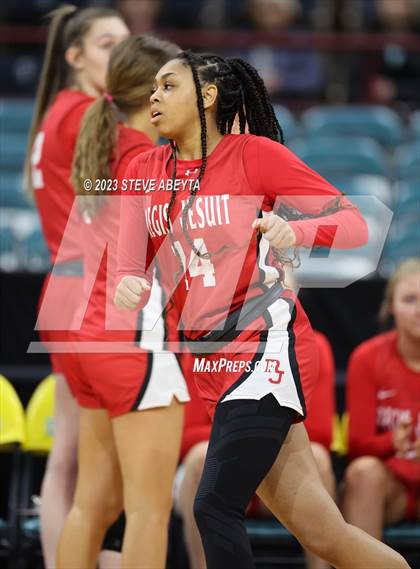 Thumbnail 2 in Regis Jesuit vs. Monarch (CHSAA 6A Great 8) photogallery.