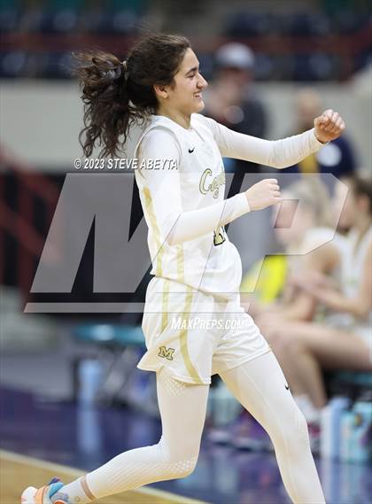 Thumbnail 2 in Regis Jesuit vs. Monarch (CHSAA 6A Great 8) photogallery.