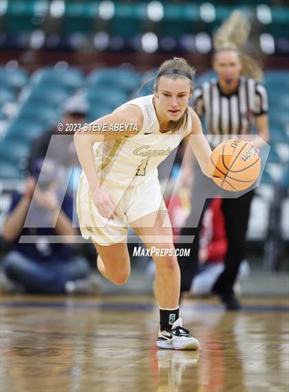 Thumbnail 2 in Regis Jesuit vs. Monarch (CHSAA 6A Great 8) photogallery.