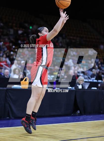 Thumbnail 2 in Regis Jesuit vs. Monarch (CHSAA 6A Great 8) photogallery.