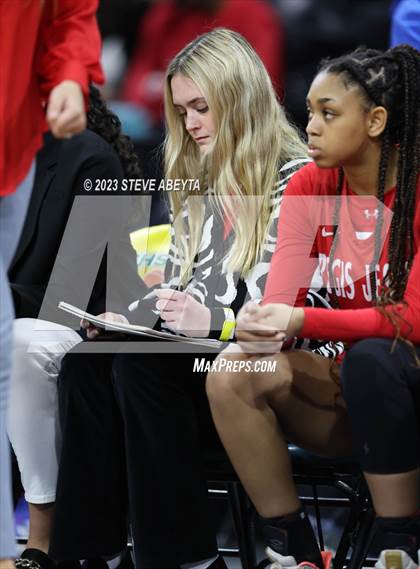 Thumbnail 1 in Regis Jesuit vs. Monarch (CHSAA 6A Great 8) photogallery.