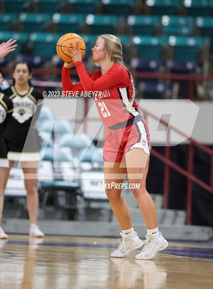 Thumbnail 1 in Regis Jesuit vs. Monarch (CHSAA 6A Great 8) photogallery.
