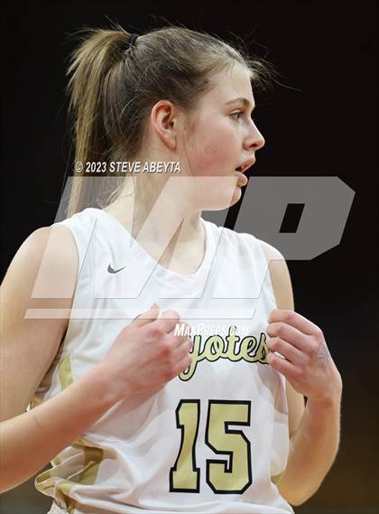 Thumbnail 2 in Regis Jesuit vs. Monarch (CHSAA 6A Great 8) photogallery.