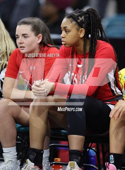 Thumbnail 2 in Regis Jesuit vs. Monarch (CHSAA 6A Great 8) photogallery.