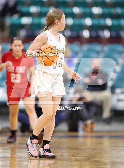 Thumbnail 1 in Regis Jesuit vs. Monarch (CHSAA 6A Great 8) photogallery.