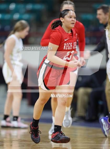 Thumbnail 3 in Regis Jesuit vs. Monarch (CHSAA 6A Great 8) photogallery.