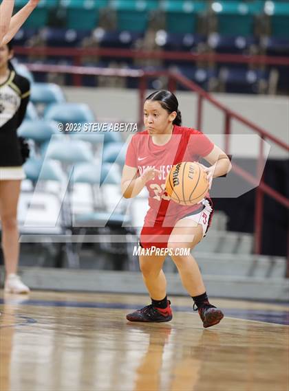 Thumbnail 2 in Regis Jesuit vs. Monarch (CHSAA 6A Great 8) photogallery.