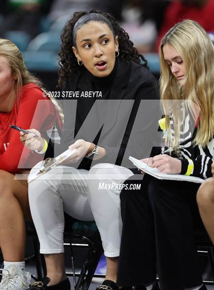 Thumbnail 3 in Regis Jesuit vs. Monarch (CHSAA 6A Great 8) photogallery.