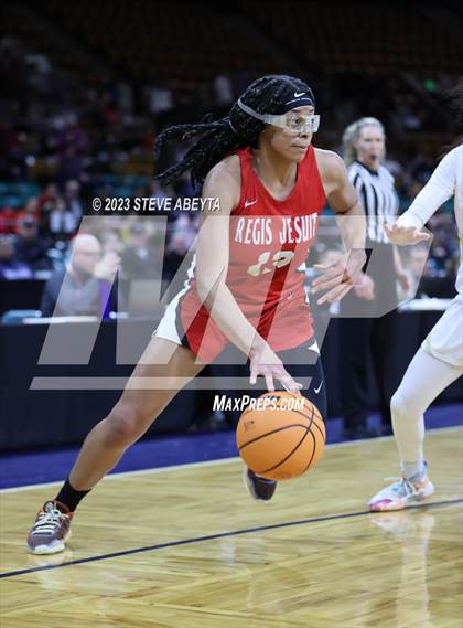 Thumbnail 2 in Regis Jesuit vs. Monarch (CHSAA 6A Great 8) photogallery.