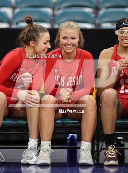 Thumbnail 2 in Regis Jesuit vs. Monarch (CHSAA 6A Great 8) photogallery.