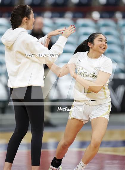 Thumbnail 1 in Regis Jesuit vs. Monarch (CHSAA 6A Great 8) photogallery.
