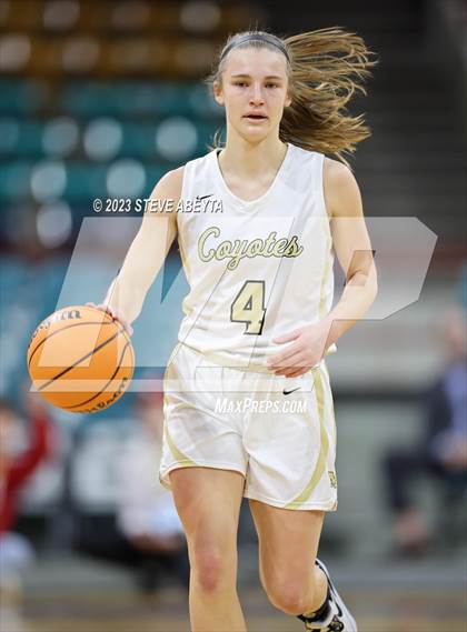 Thumbnail 2 in Regis Jesuit vs. Monarch (CHSAA 6A Great 8) photogallery.